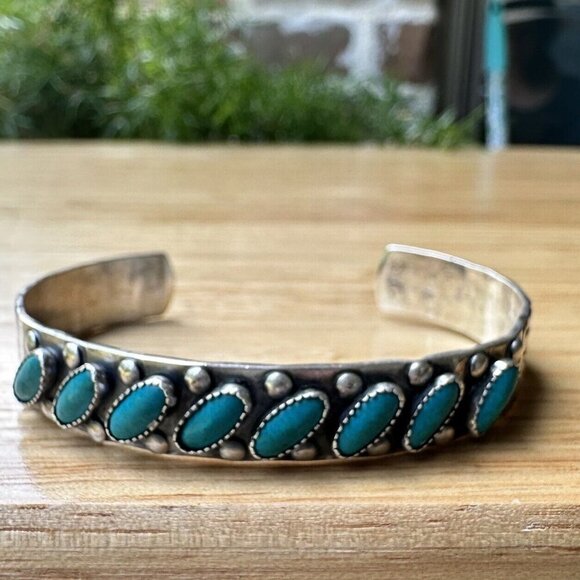 VTG Navajo Open Cuff Bracelet Size 5.75 Blue Turquoise 7 Cabs 925 Sterling 13.9g - Picture 6 of 12